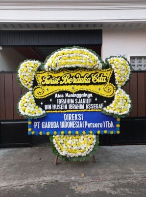 Papan Bunga Duka di Danau Paris